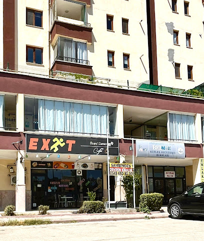 Exit board games cafe