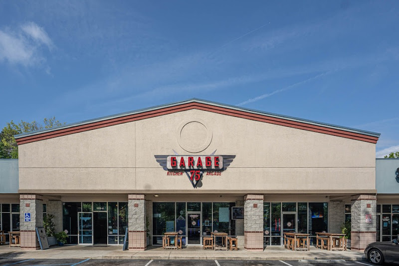 Garage 75